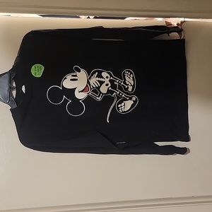 Disney Mickey Glow in The Dark tee XS